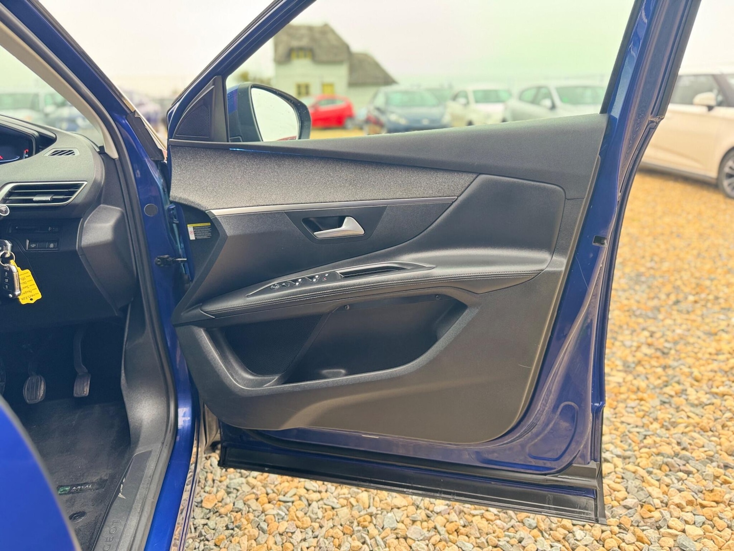 Used Peugeot 3008 2019 for sale - 76424439: Photo 24