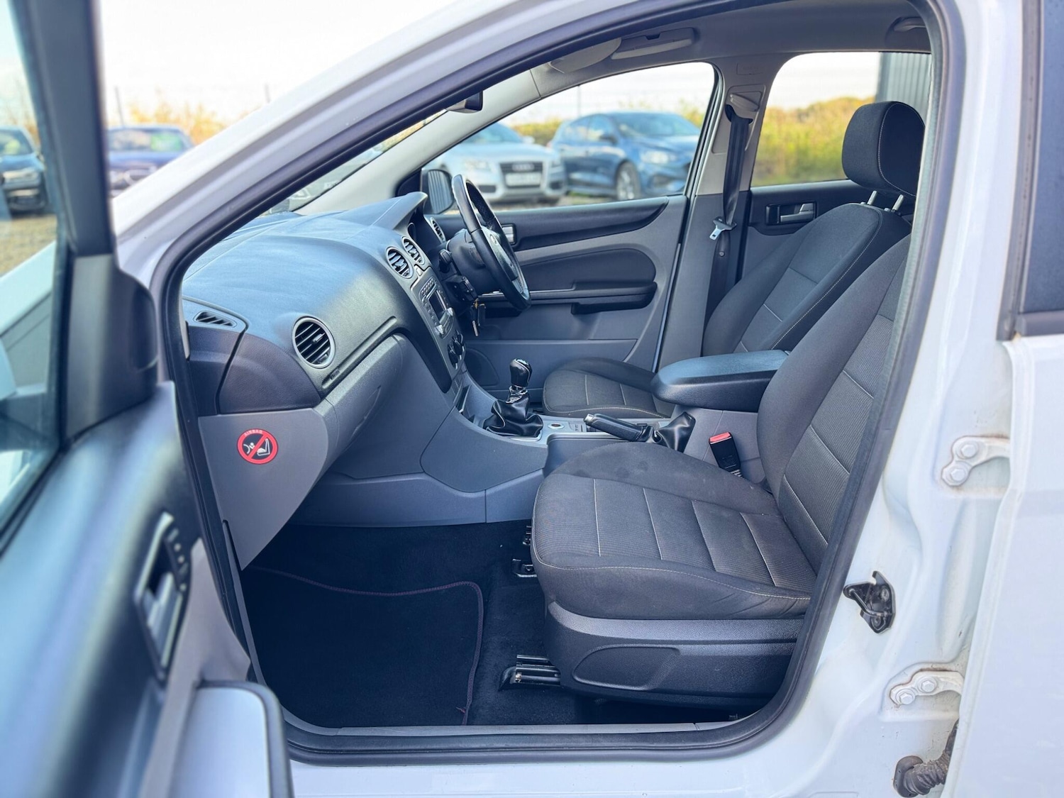 Used Ford Focus 2011 for sale - 76398702: Photo 15