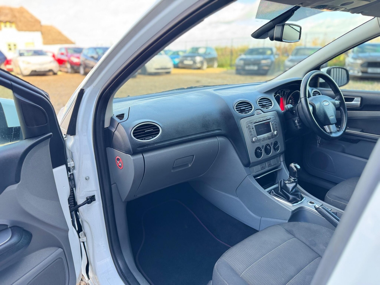 Used Ford Focus 2011 for sale - 76398702: Photo 16