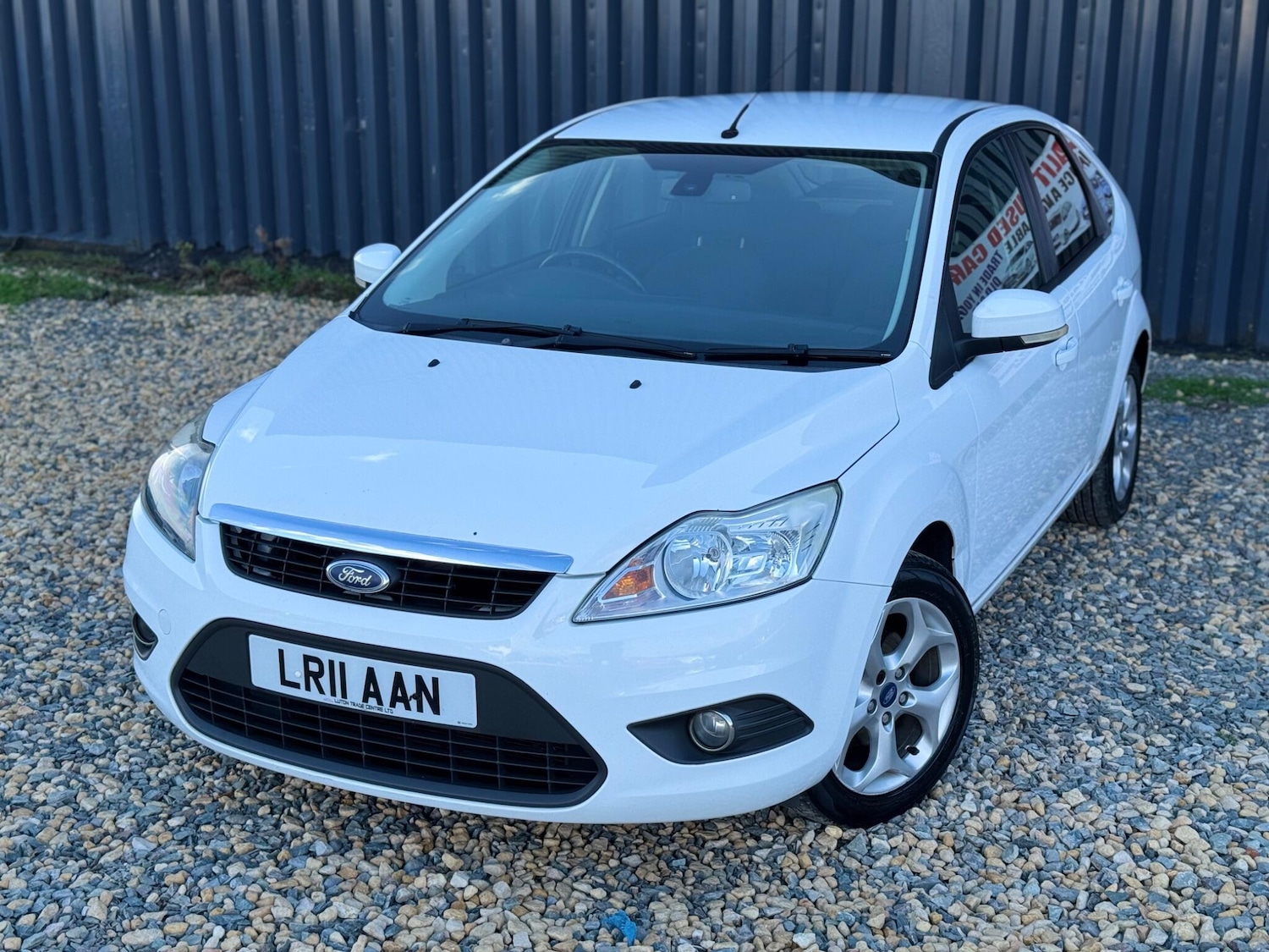 Used Ford Focus 2011 for sale - 76398702: Photo 2