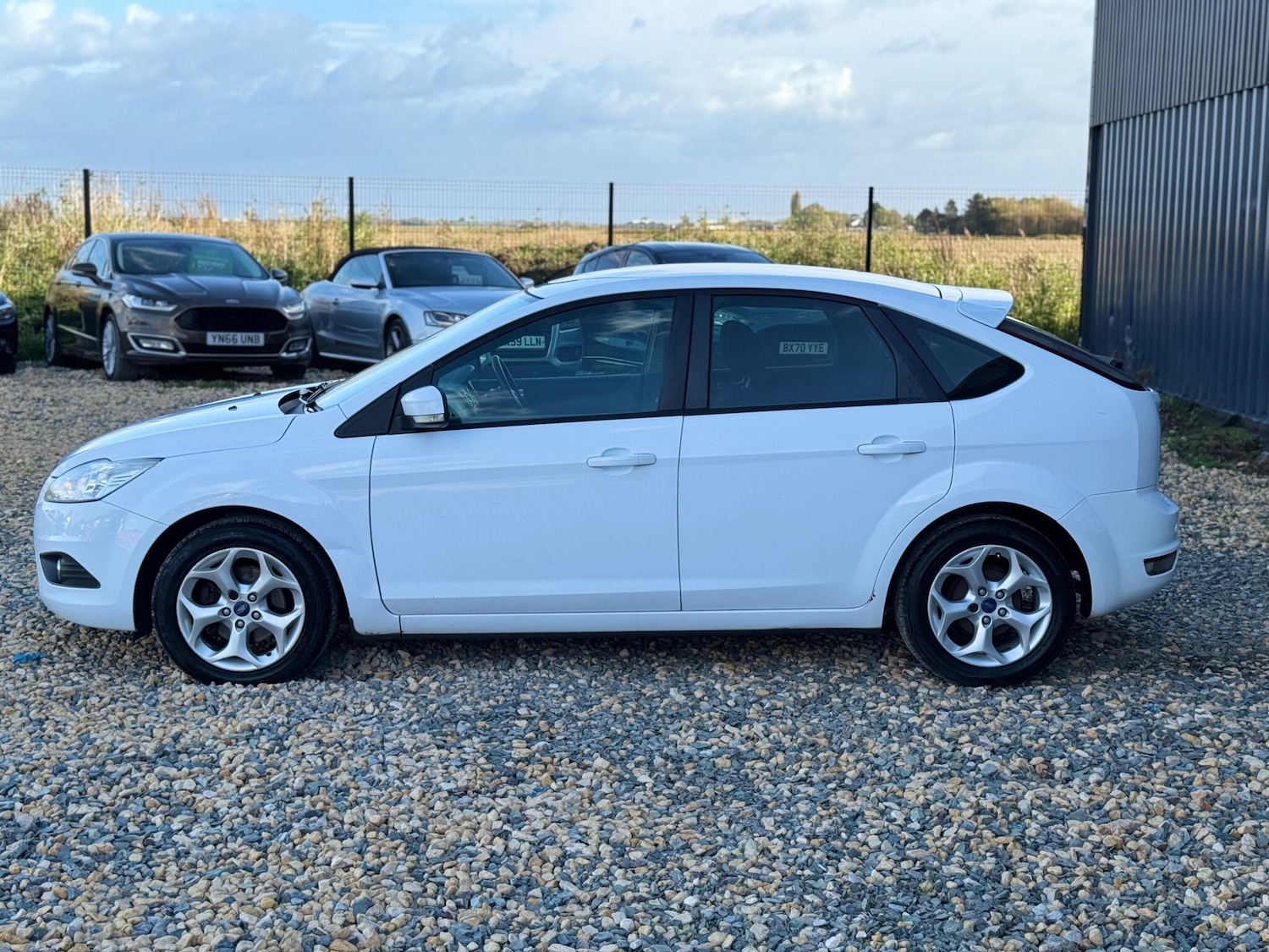 Used Ford Focus 2011 for sale - 76398702: Photo 5