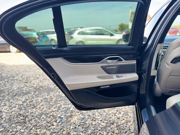 Used BMW 7 Series 2015 for sale - 75552457: Photo 19