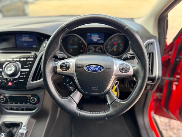 Used Ford Focus 2014 for sale - 75609423: Photo 28