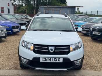 Used Dacia Sandero Stepway 2014 for sale - 74768349: Photo