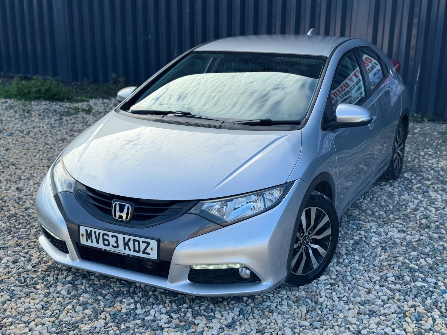 Used Honda Civic 2013 for sale - 76122430: Photo 2