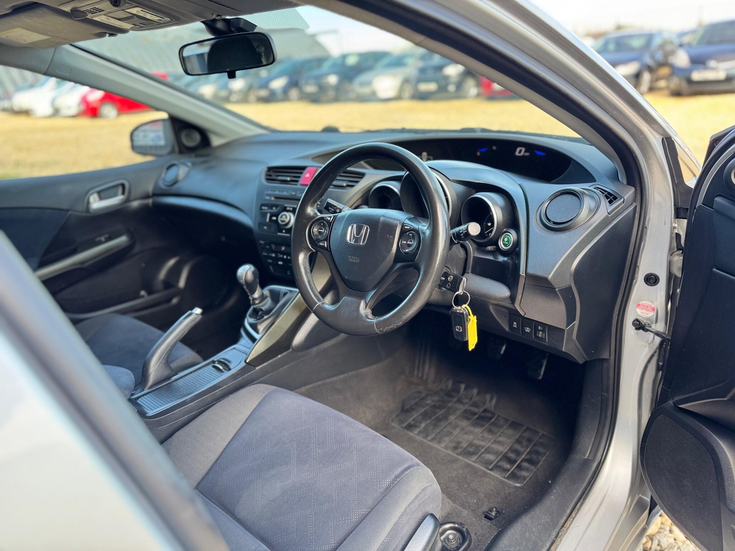 Used Honda Civic 2013 for sale - 76122430: Photo 28