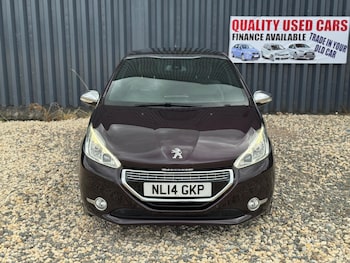 Used Peugeot 208 2014 for sale - 75400852: Photo
