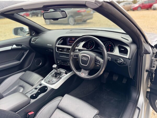 Used Audi A5 Cabriolet 2009 for sale - 75402044: Photo 13