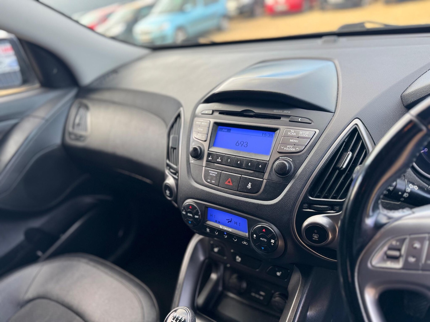 Used Hyundai Ix35 2015 for sale - 76361388: Photo 32