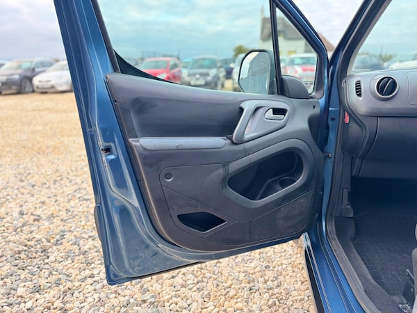 Used Citroen Berlingo 2010 for sale - 76295063: Photo 12
