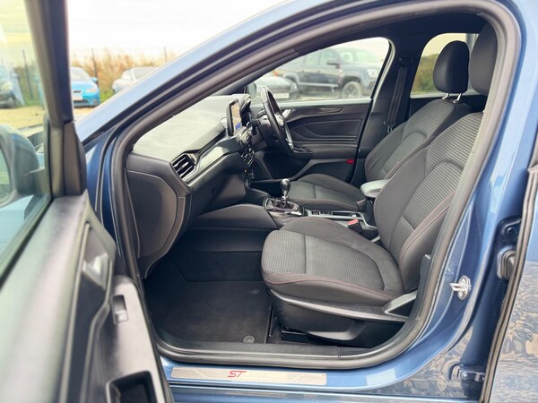 Used Ford Focus 2020 for sale - 76158474: Photo 13