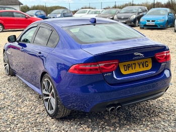 Used Jaguar XE 2017 for sale - 75601418: Photo