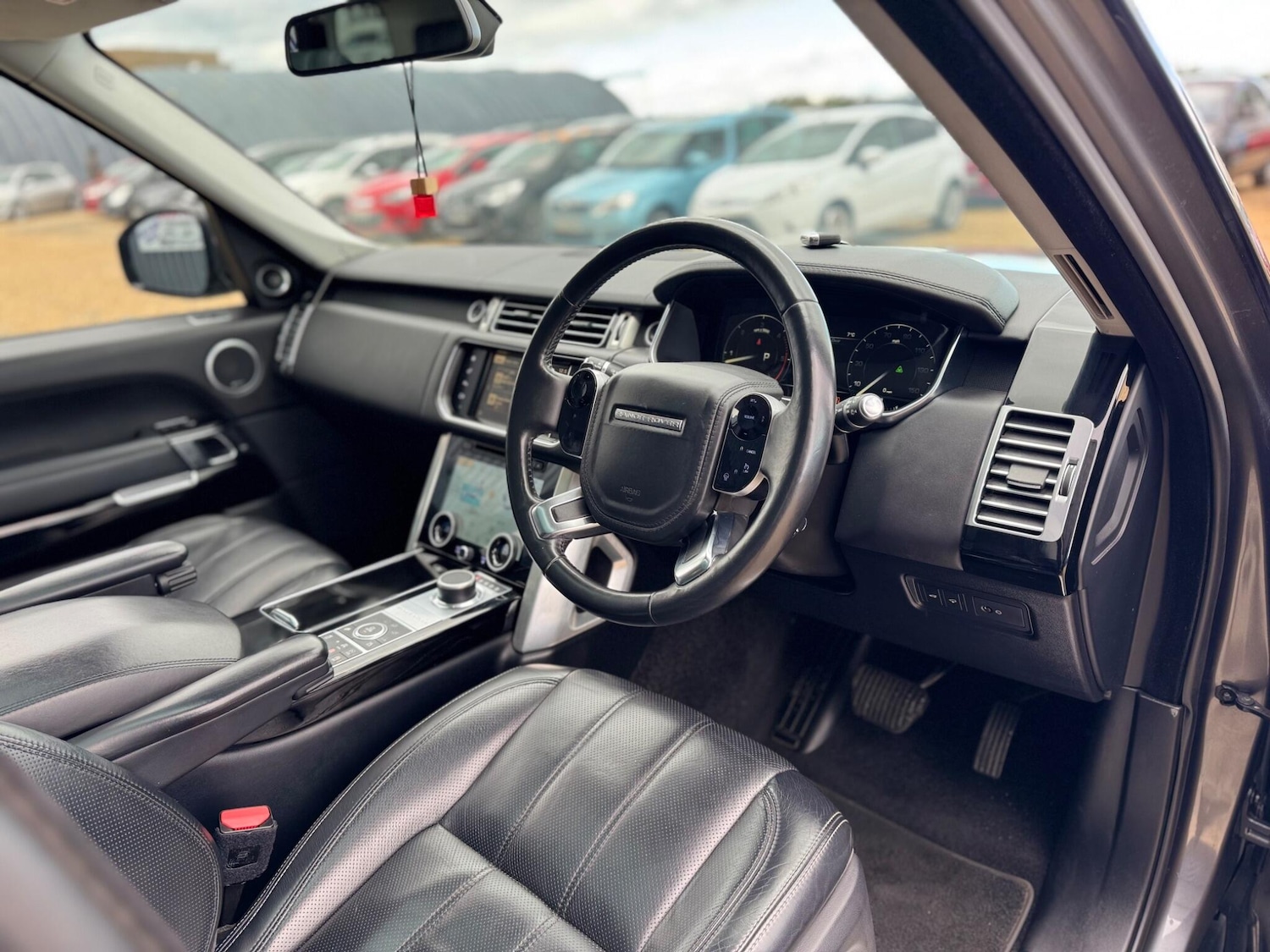 Used Land Rover Range Rover 2016 for sale - 76378102: Photo 50