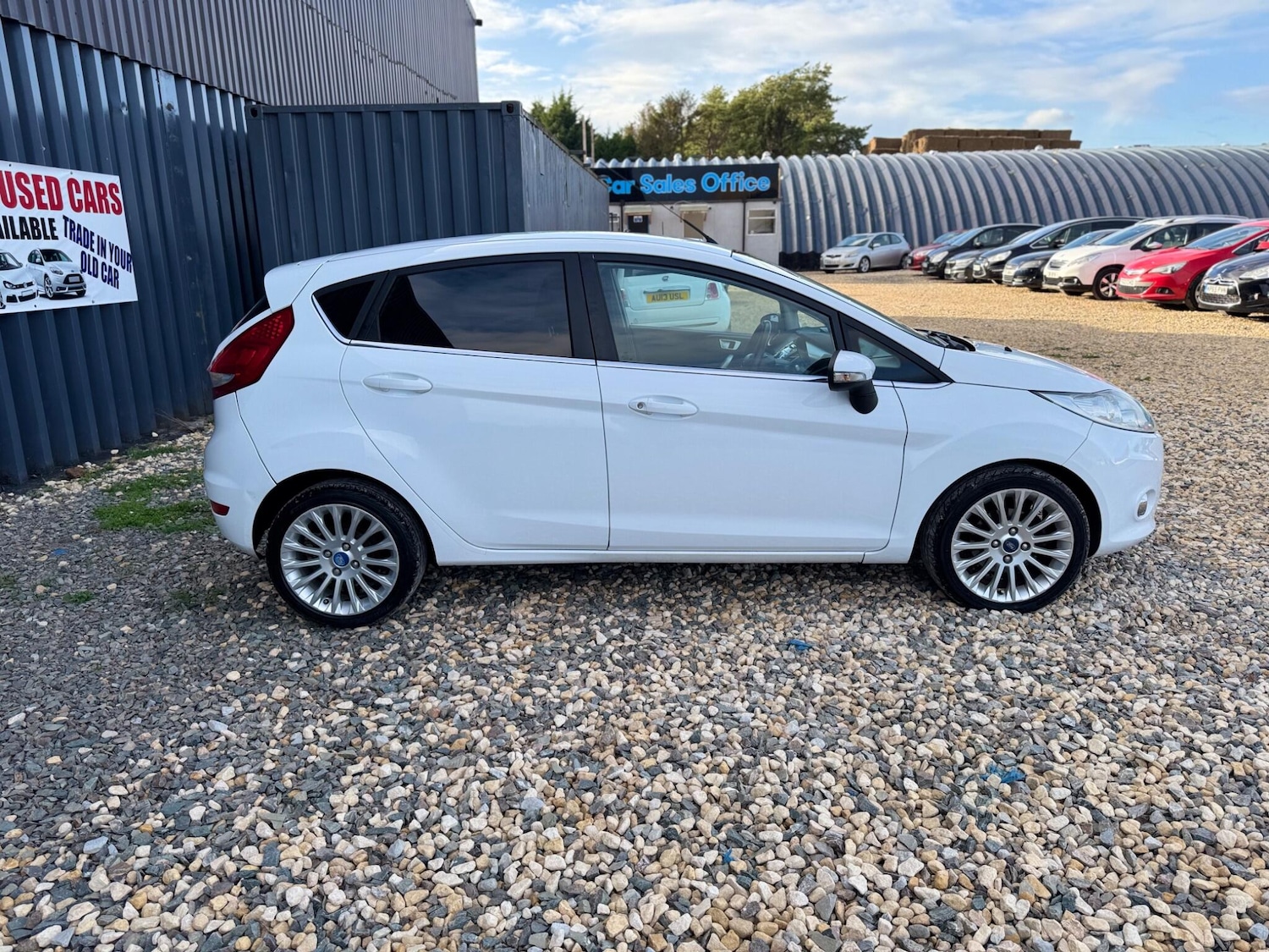 Used Ford Fiesta 2012 for sale - 76377790: Photo 10