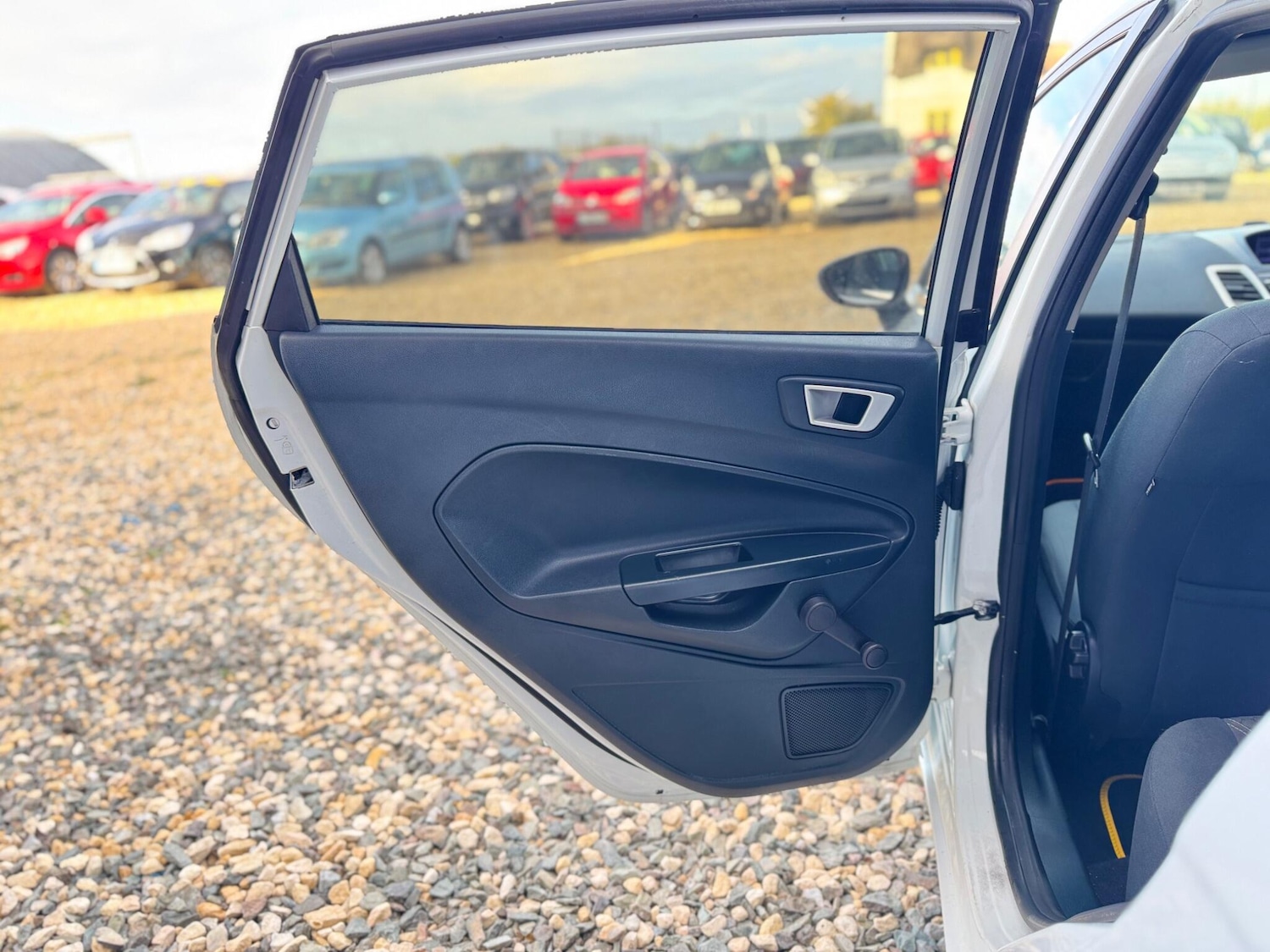 Used Ford Fiesta 2012 for sale - 76377790: Photo 16