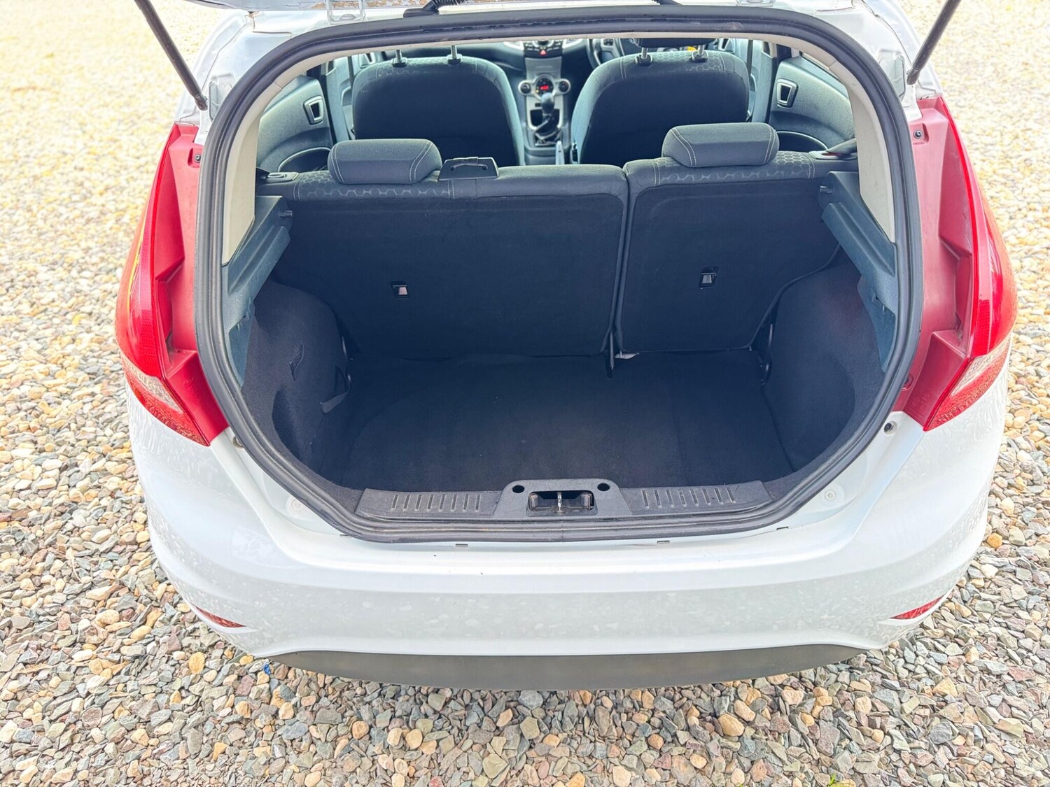 Used Ford Fiesta 2012 for sale - 76377790: Photo 18