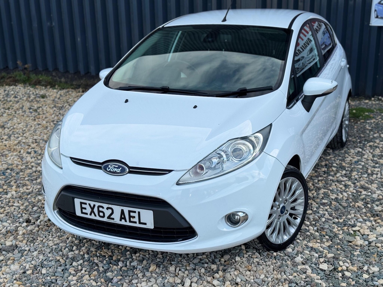 Used Ford Fiesta 2012 for sale - 76377790: Photo 2
