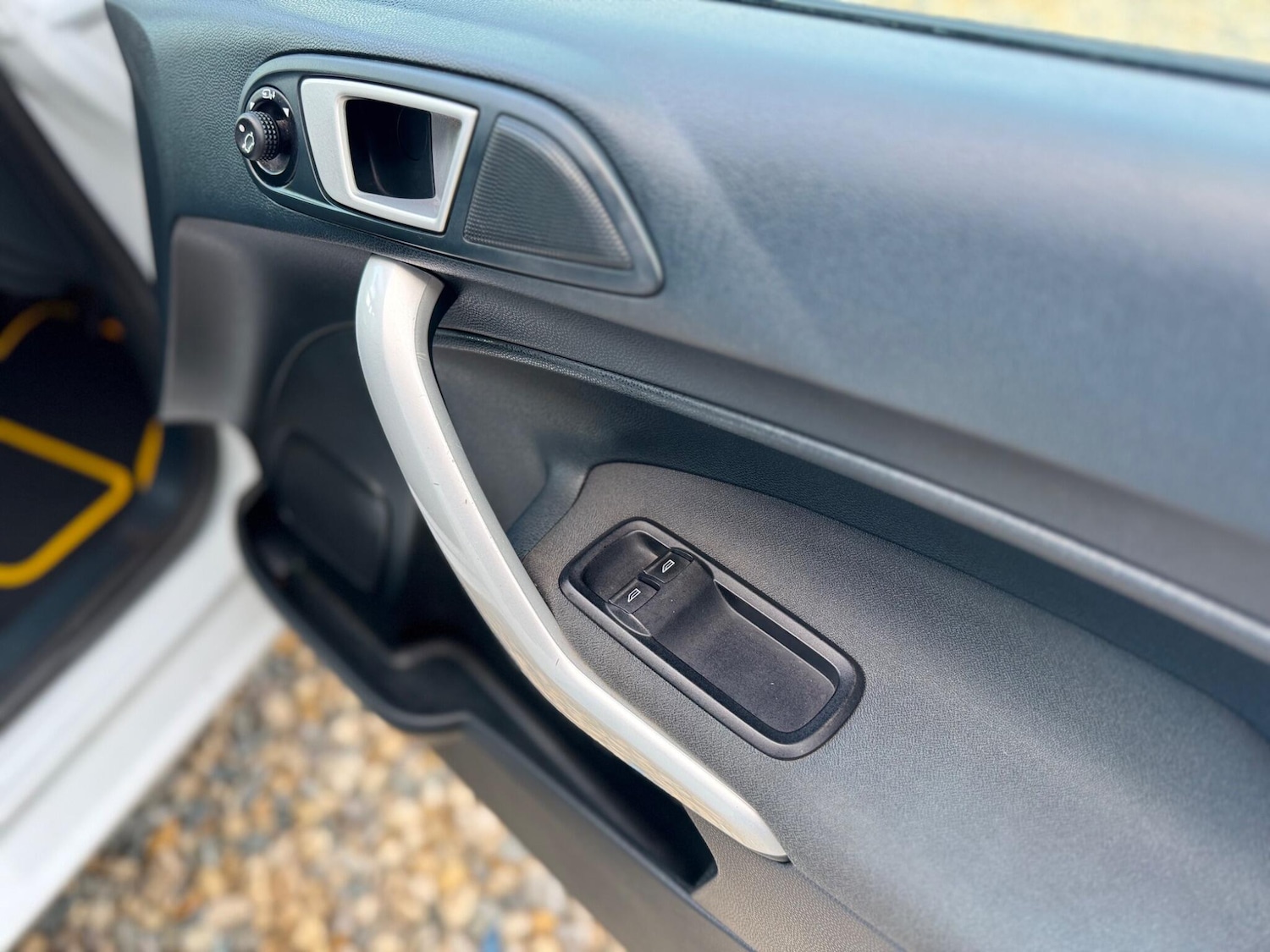 Used Ford Fiesta 2012 for sale - 76377790: Photo 24