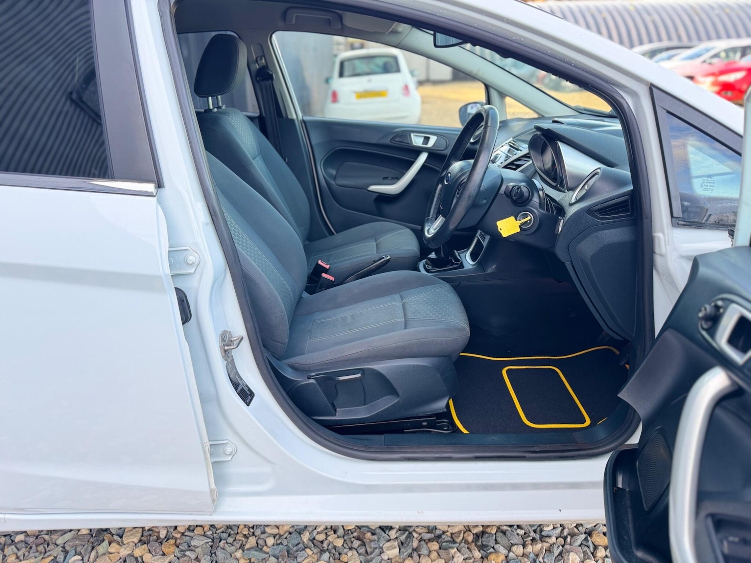 Used Ford Fiesta 2012 for sale - 76377790: Photo 28