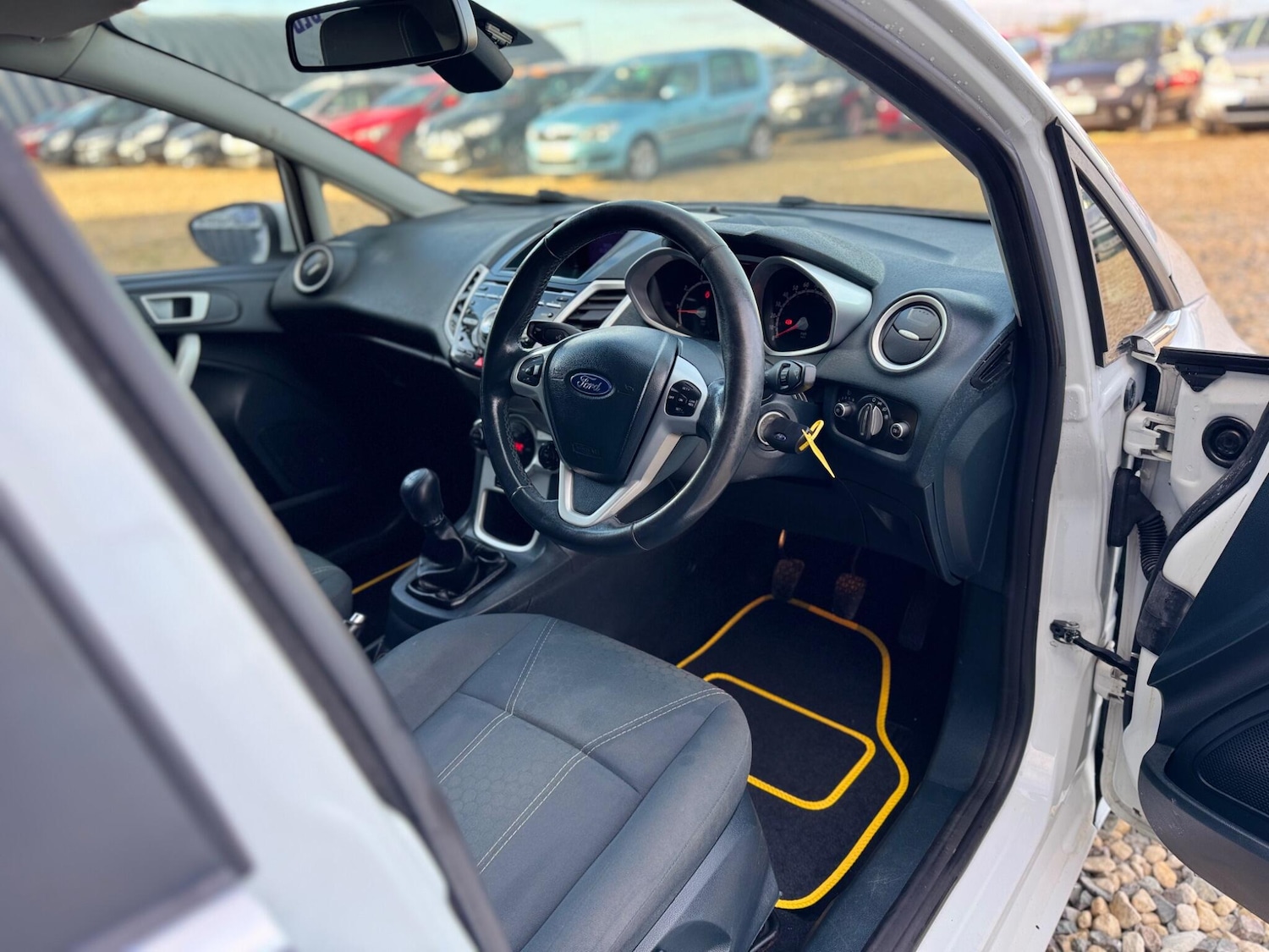 Used Ford Fiesta 2012 for sale - 76377790: Photo 29