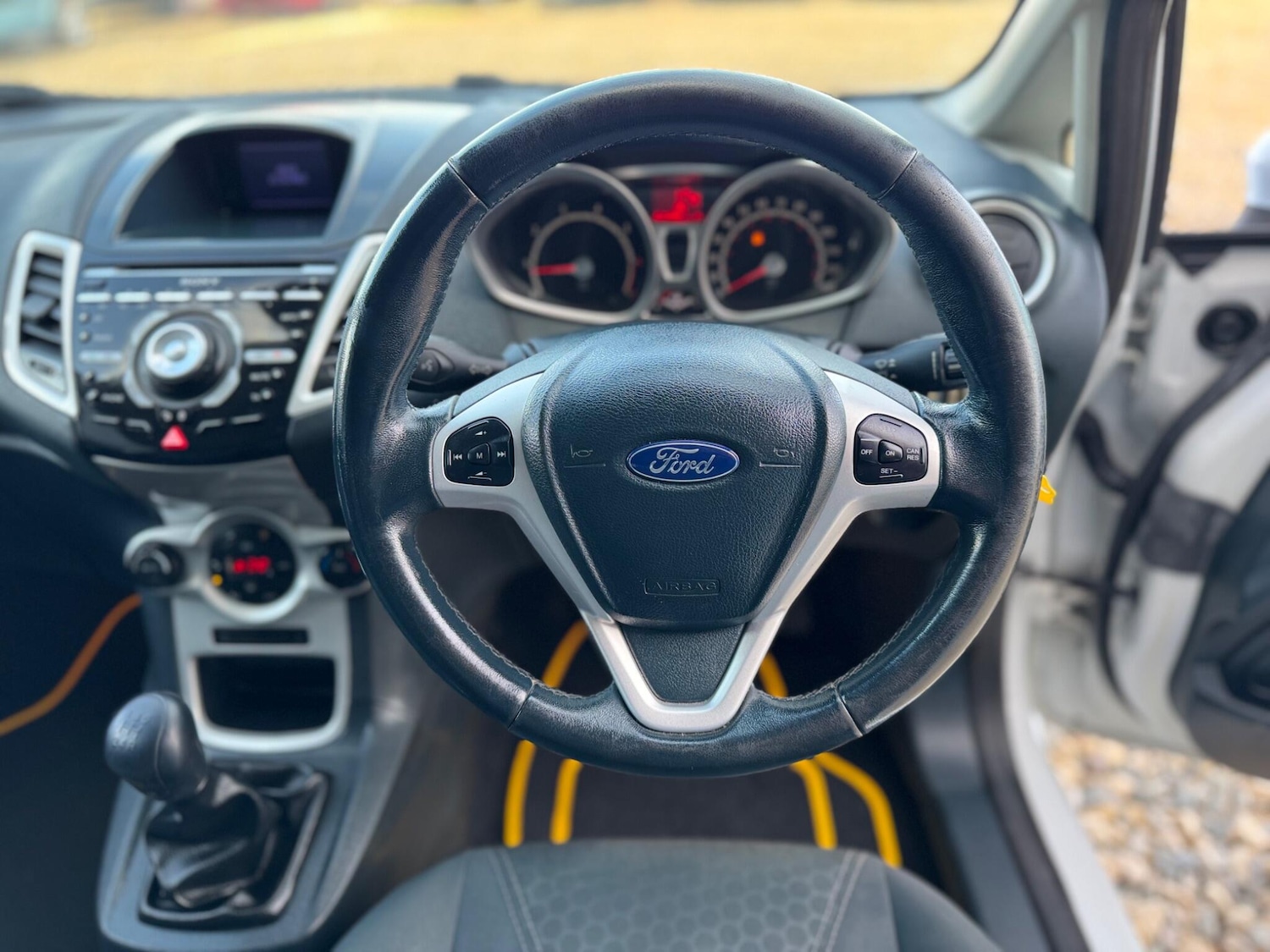 Used Ford Fiesta 2012 for sale - 76377790: Photo 32