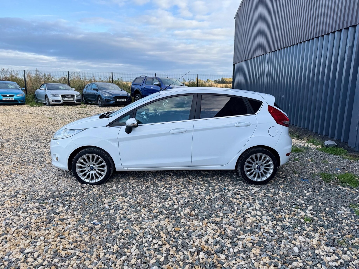 Used Ford Fiesta 2012 for sale - 76377790: Photo 8