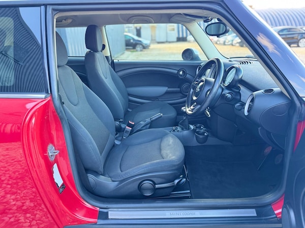Used MINI Hatch 2010 for sale - 76296100: Photo 22