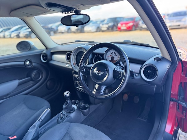 Used MINI Hatch 2010 for sale - 76296100: Photo 23