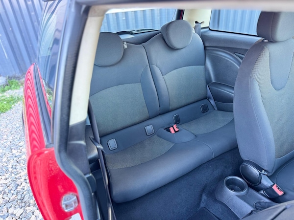 Used MINI Hatch 2010 for sale - 76296100: Photo 26