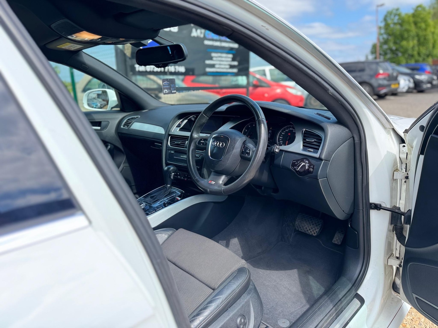 Vehicle 28