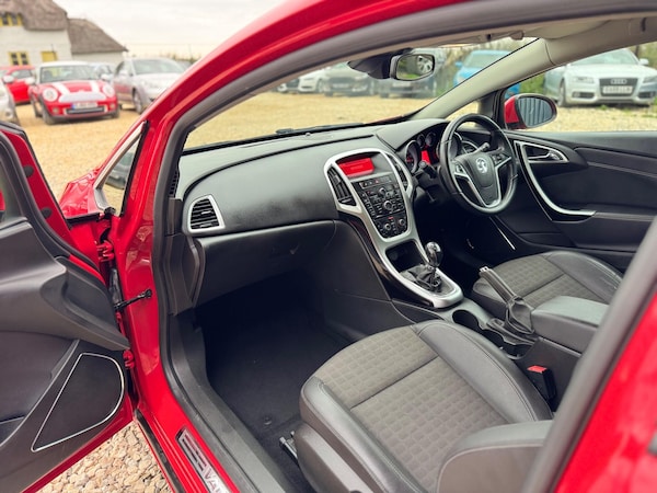 Used Vauxhall Astra GTC 2013 for sale - 76315154: Photo 11