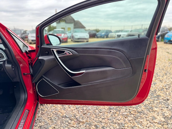 Used Vauxhall Astra GTC 2013 for sale - 76315154: Photo 22