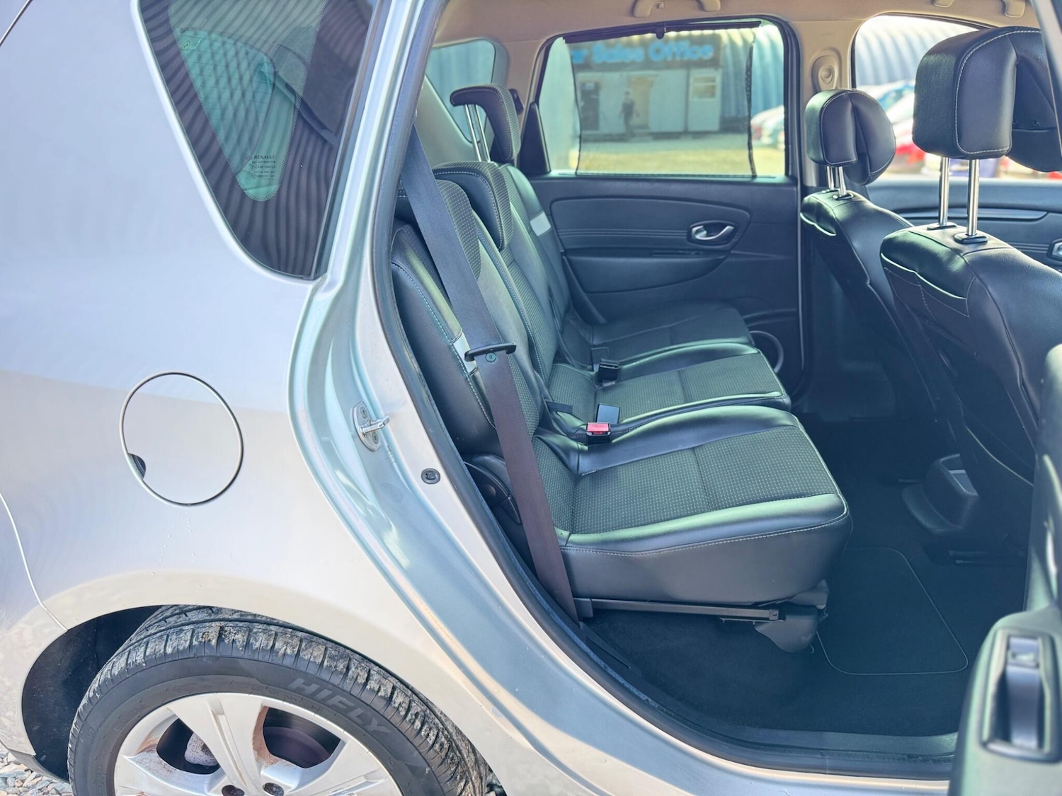 Vehicle 22