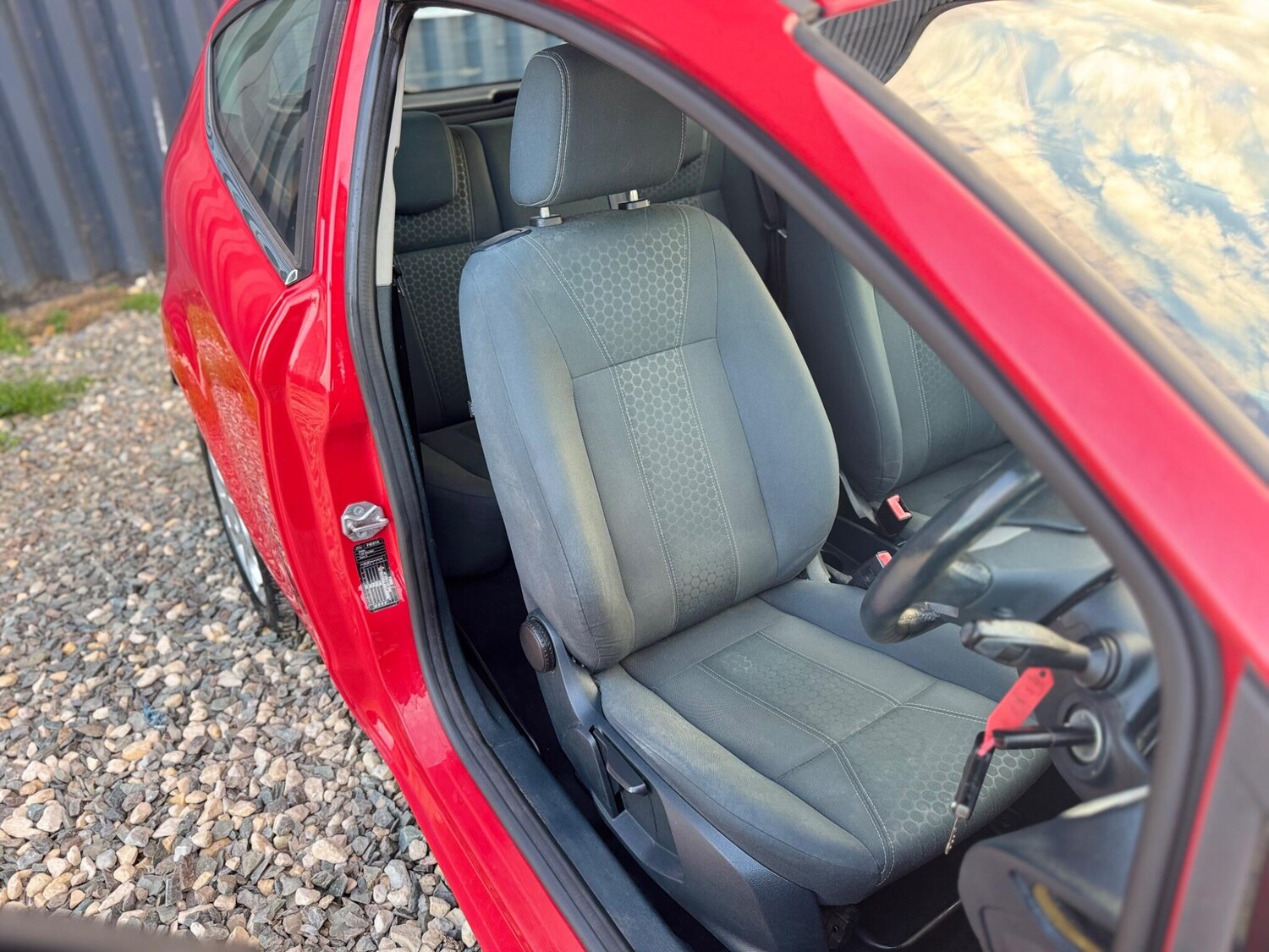 Used Ford Fiesta 2012 for sale - 76137406: Photo 25