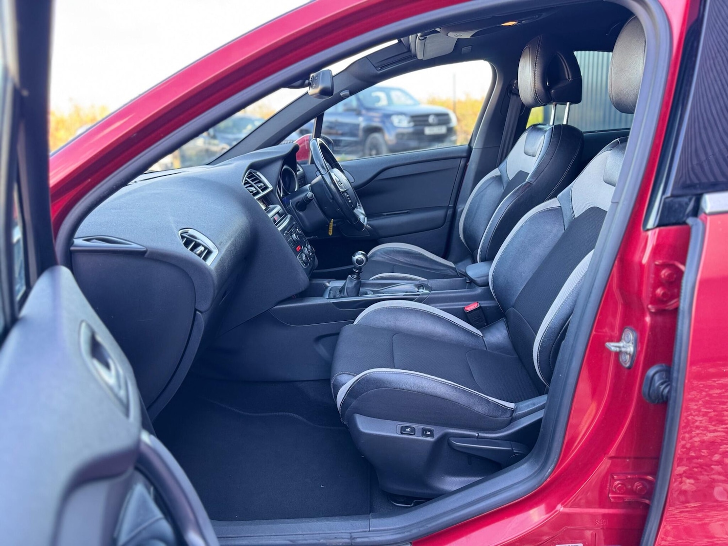 Used Citroen DS4 2011 for sale - 76121848: Photo 15