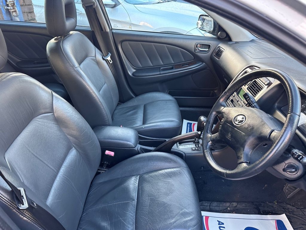 Used Toyota Avensis 2002 for sale - 76745055: Photo 10