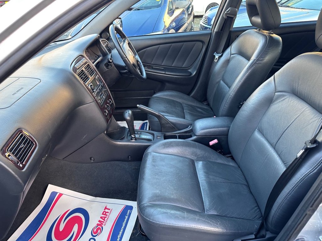 Used Toyota Avensis 2002 for sale - 76745055: Photo 11