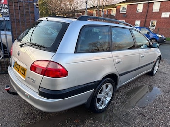 Used Toyota Avensis 2002 for sale - 76745055: Photo