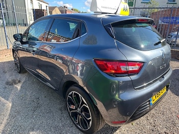 Used Renault Clio 2018 for sale - 76039434: Photo