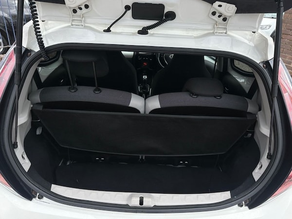 Used Toyota AYGO 2018 for sale - 75716283: Photo 20