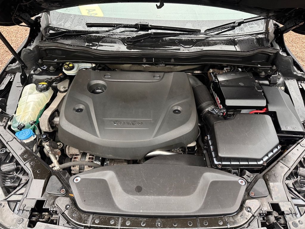 Used Volvo V40 2016 for sale - 78181539: Photo 25