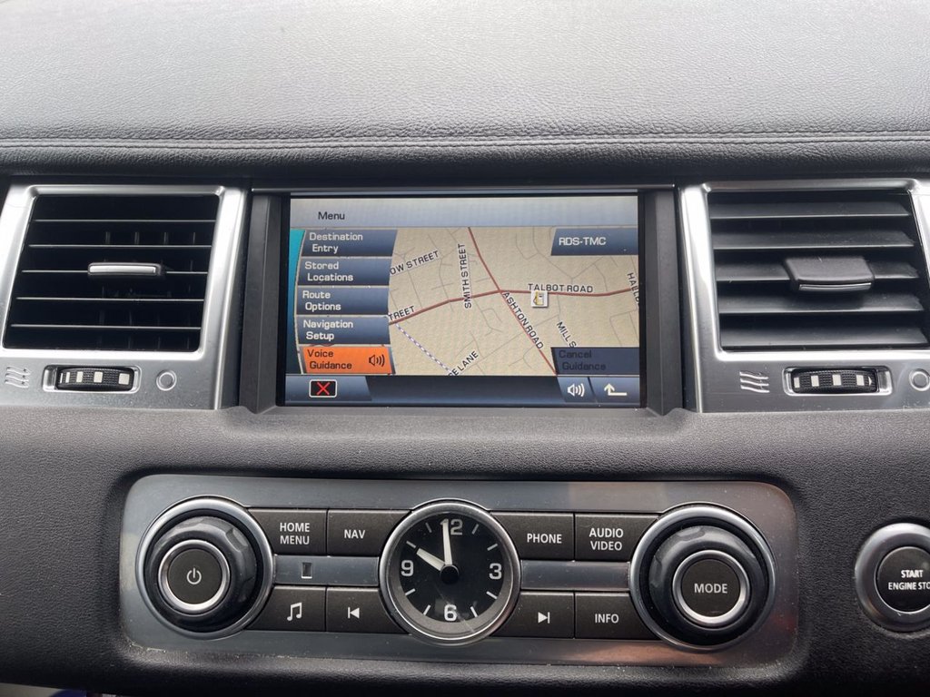 Used Land Rover Range Rover Sport 2010 for sale - 76591171: Photo 16