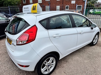Used Ford Fiesta 2013 for sale - 79129610: Photo