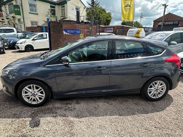 Used Ford Focus 2013 for sale - 75312853: Photo 6
