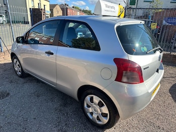 Used Toyota Yaris 2008 for sale - 76038924: Photo