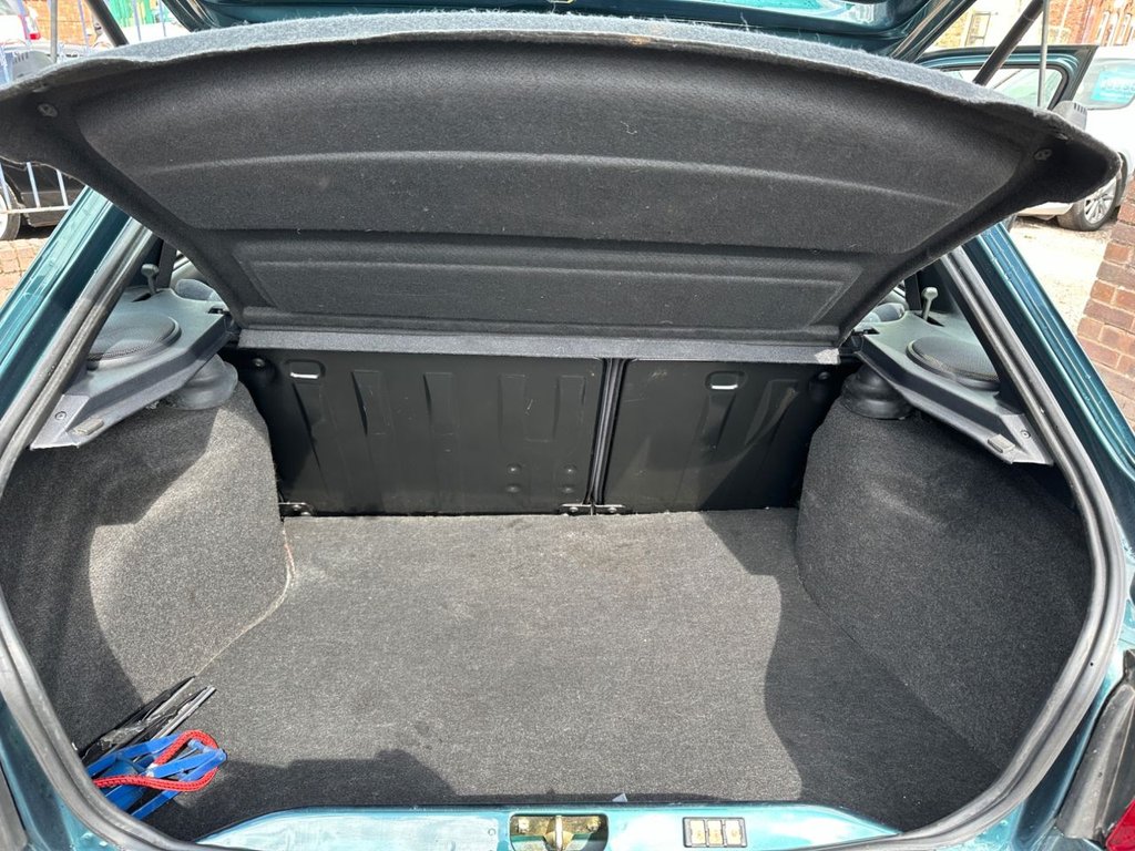 Used Ford Escort 1997 for sale - 77668780: Photo 16