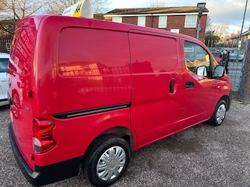 Used Nissan NV200 2013 for sale - 76783978: Photo