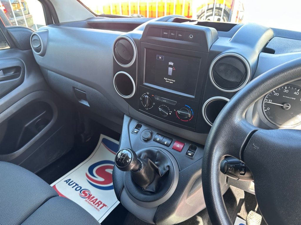 Used Peugeot Partner 2017 for sale - 77936891: Photo 14