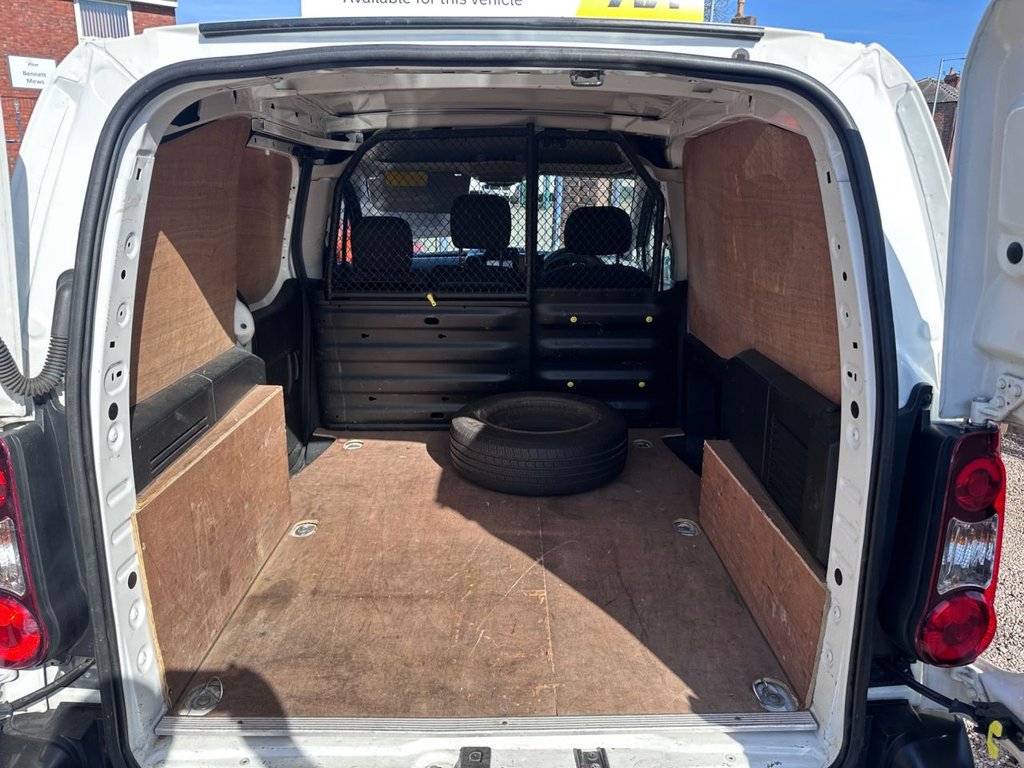 Used Peugeot Partner 2017 for sale - 77936891: Photo 23