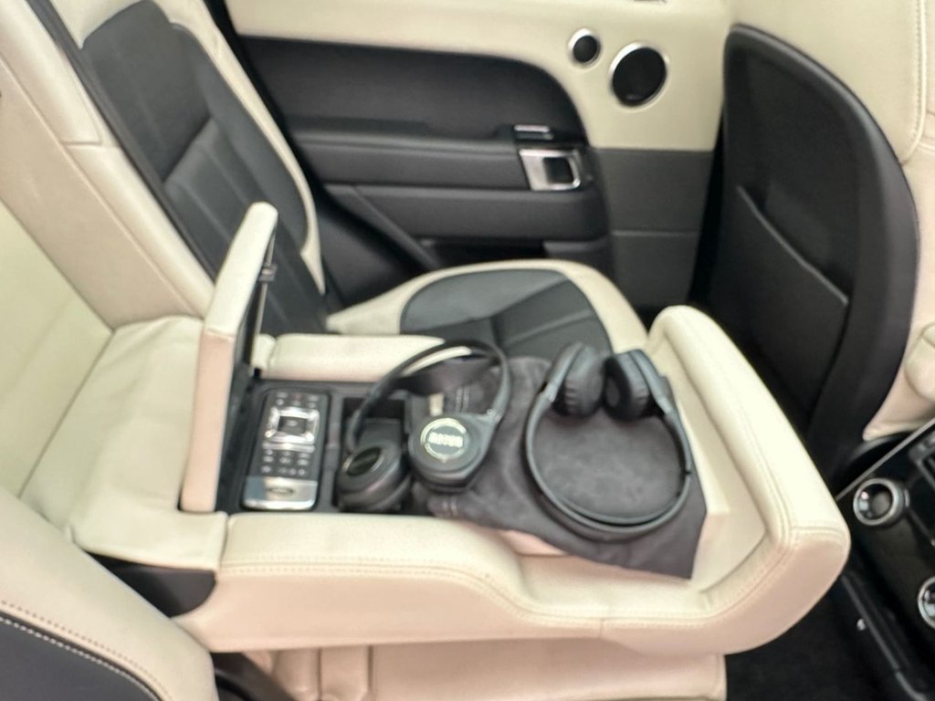 Used Land Rover Range Rover Sport 2018 for sale - 76590741: Photo 26